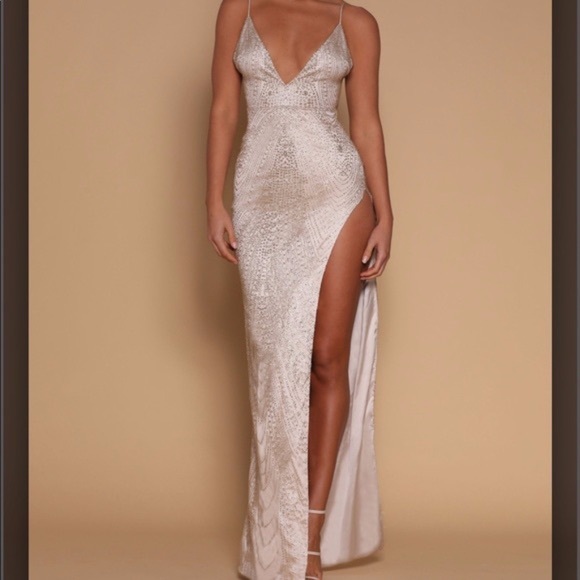 Meshki Dresses & Skirts - Meshki Gold Champagne Glitter Maxi Dress